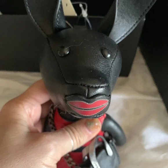 Brand new with tags! Adorable Kendall and Kylie Sophie dog charm - Picture 5 of 7